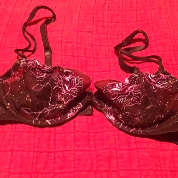 Victoria's Secret Other - VICTORIA SECRET BRA